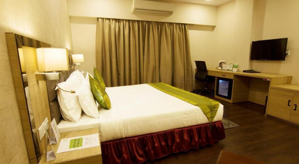 Kc Manor Hotel Jamshedpur Eksteriør billede