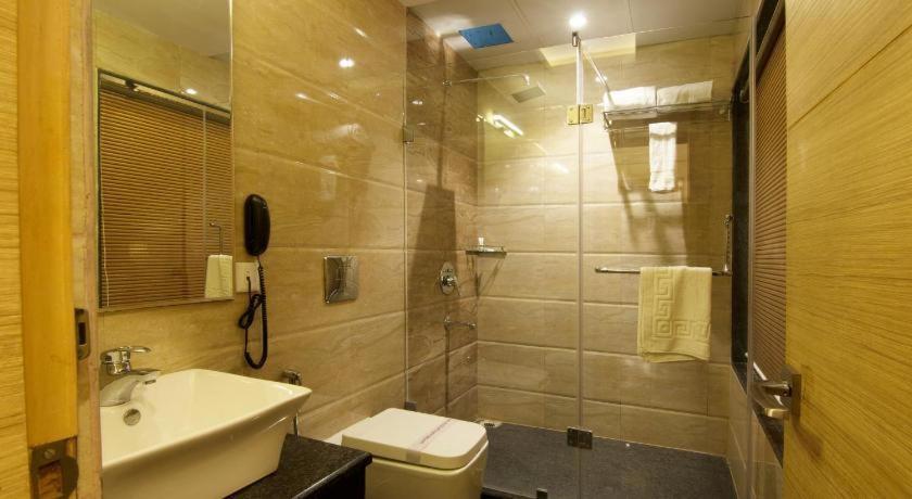 Kc Manor Hotel Jamshedpur Eksteriør billede