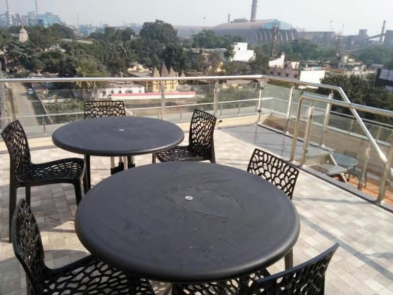 Kc Manor Hotel Jamshedpur Eksteriør billede