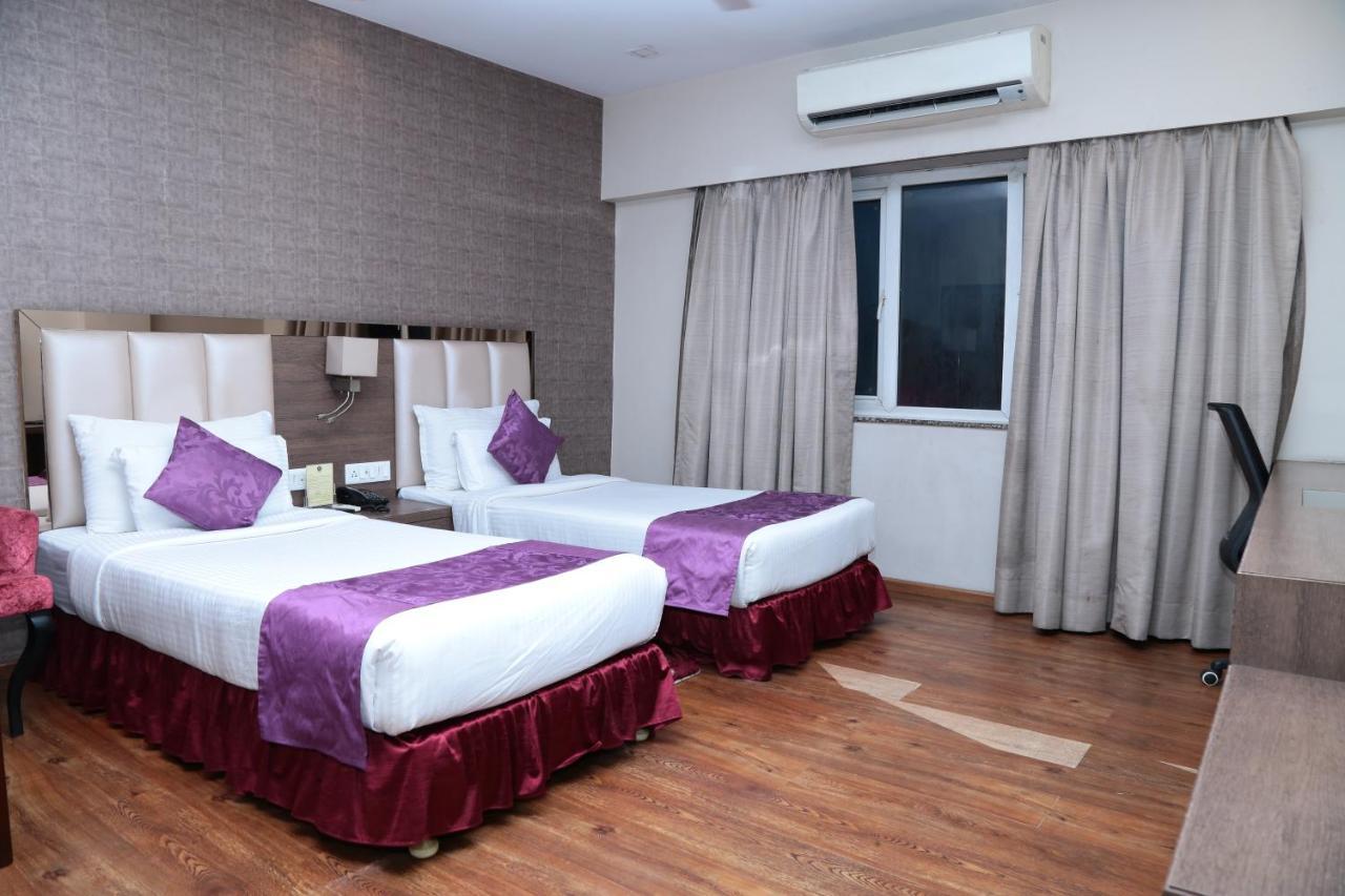 Kc Manor Hotel Jamshedpur Eksteriør billede